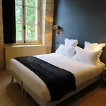 Le Relais De Hotel 3*