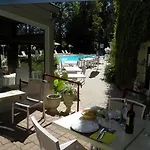 Le Relais De