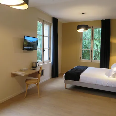 Le Relais De Hotel 3*