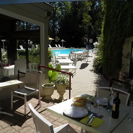 Le Relais De