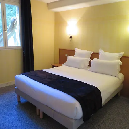 Le Relais De Hotel 3*