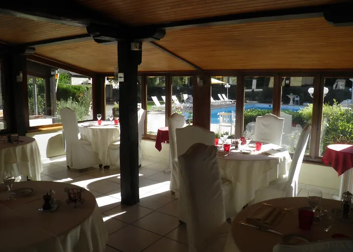 Le Relais De מלון מונטיניאק